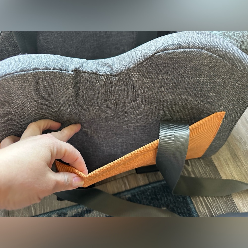 Gray & Orange Plush Dog Car Booster Seat - Secure Travel Bed - Picture 16 of 16